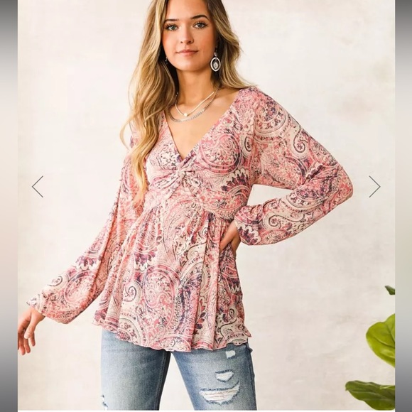 Willow and Root Paisley Top - Picture 2 of 4